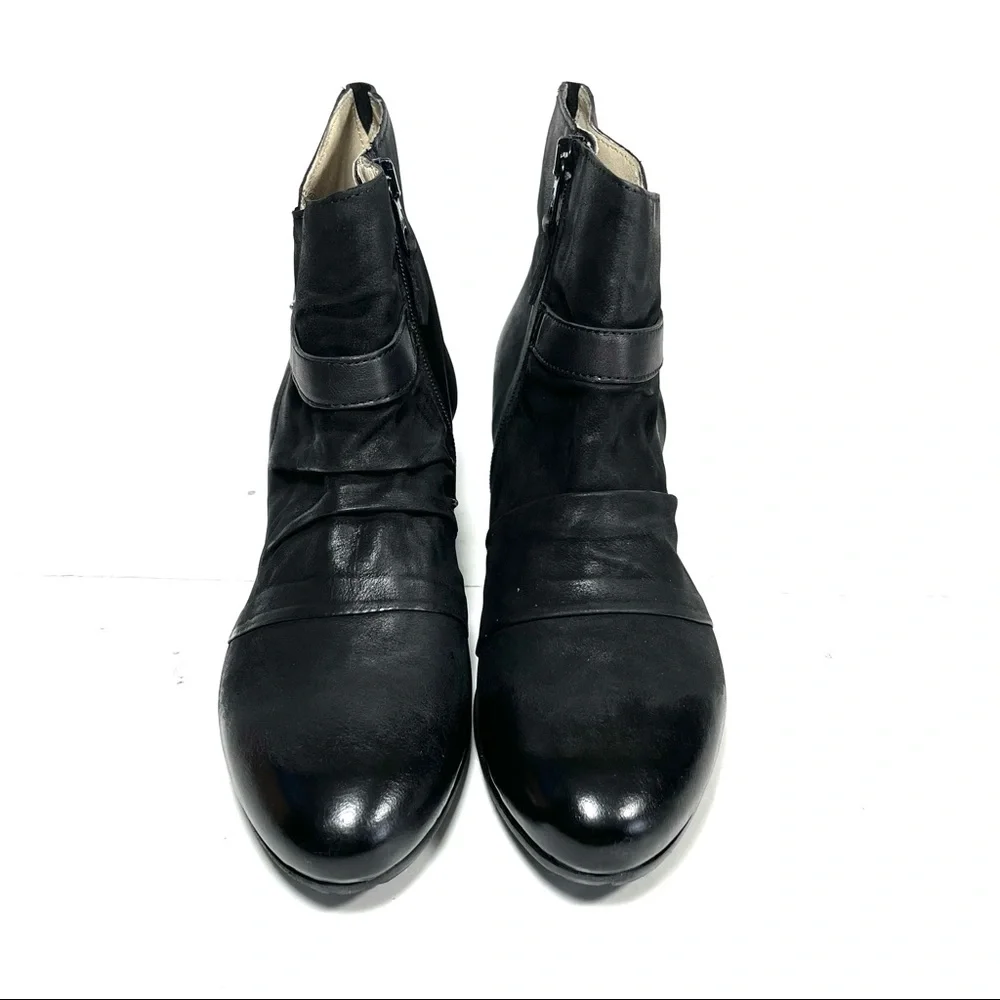 Miz Mooz Line Ankle Boots Womens Size 40 US 9.5 Buckle Black Leather. - Picture 5 of 10